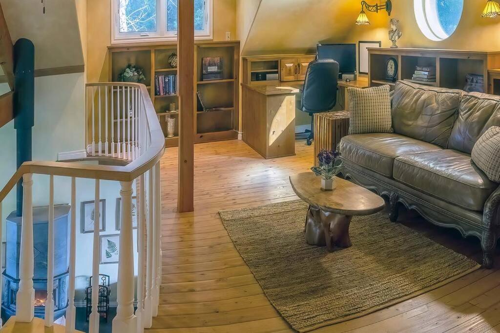 Villa European Style Straw Bale Retreat Ashland Exterior foto
